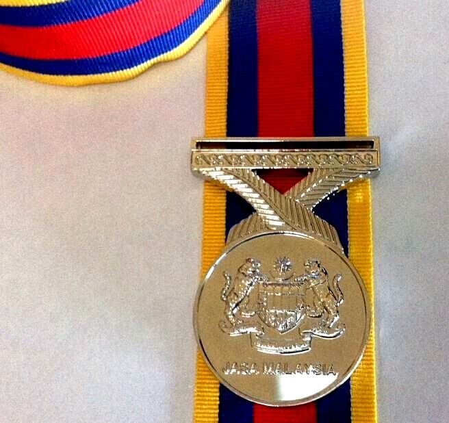 Pingat Jasa Full Size Replica
